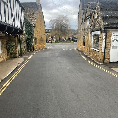 Moore Apartment Bourton-on-the-Water Buitenkant foto
